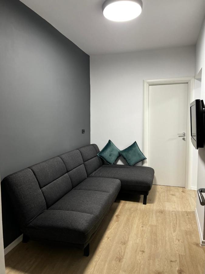 Amion Apartment In Center Of Tirana Zewnętrze zdjęcie
