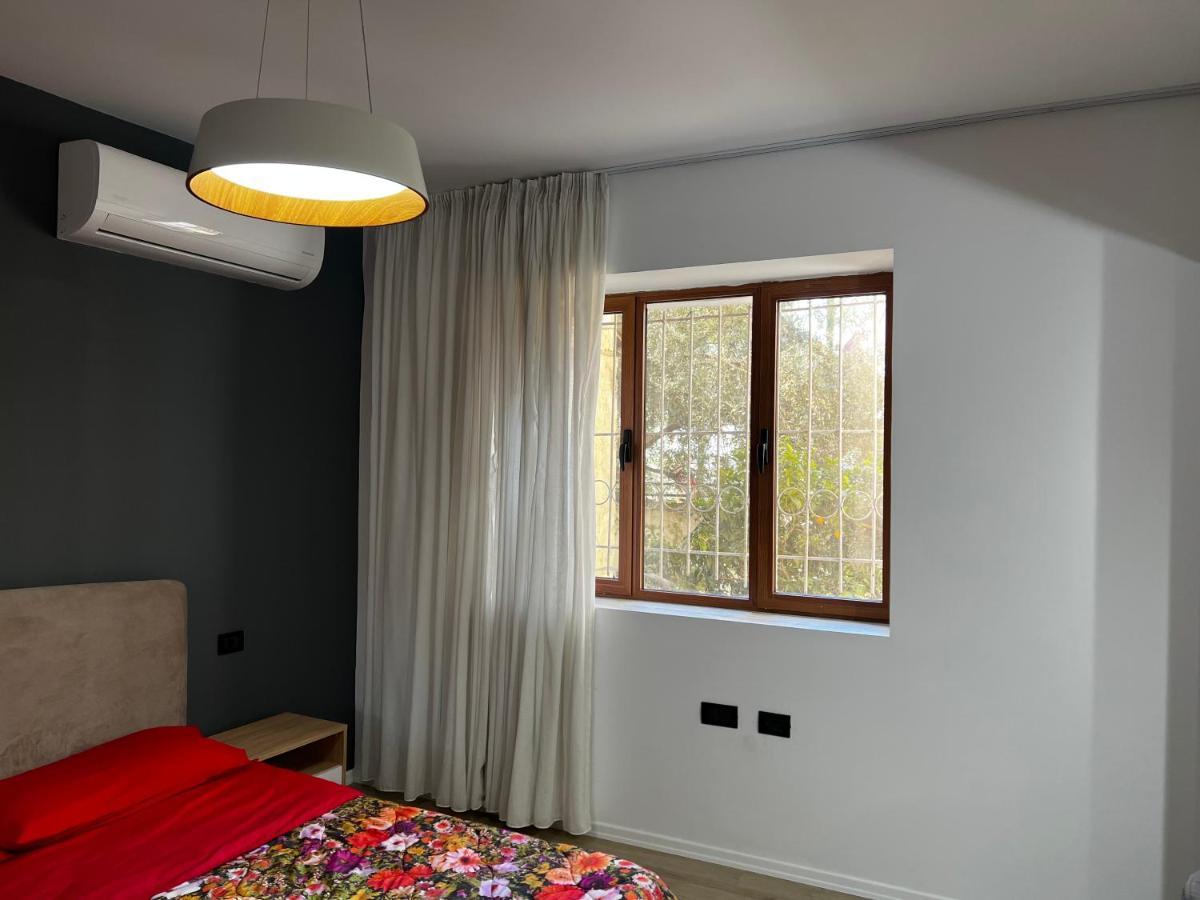 Amion Apartment In Center Of Tirana Zewnętrze zdjęcie